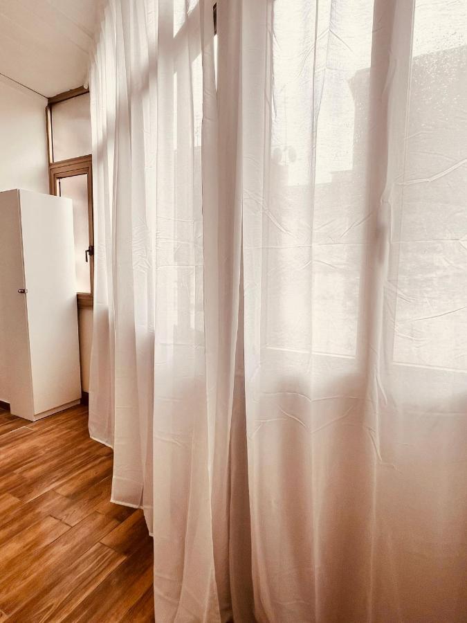 Civico 81 Apartment Napoli Bagian luar foto