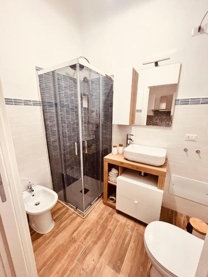 Civico 81 Apartment Napoli Bagian luar foto